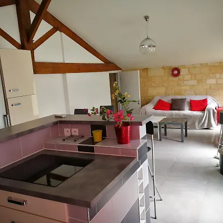 De Charme Chatrons Apartment